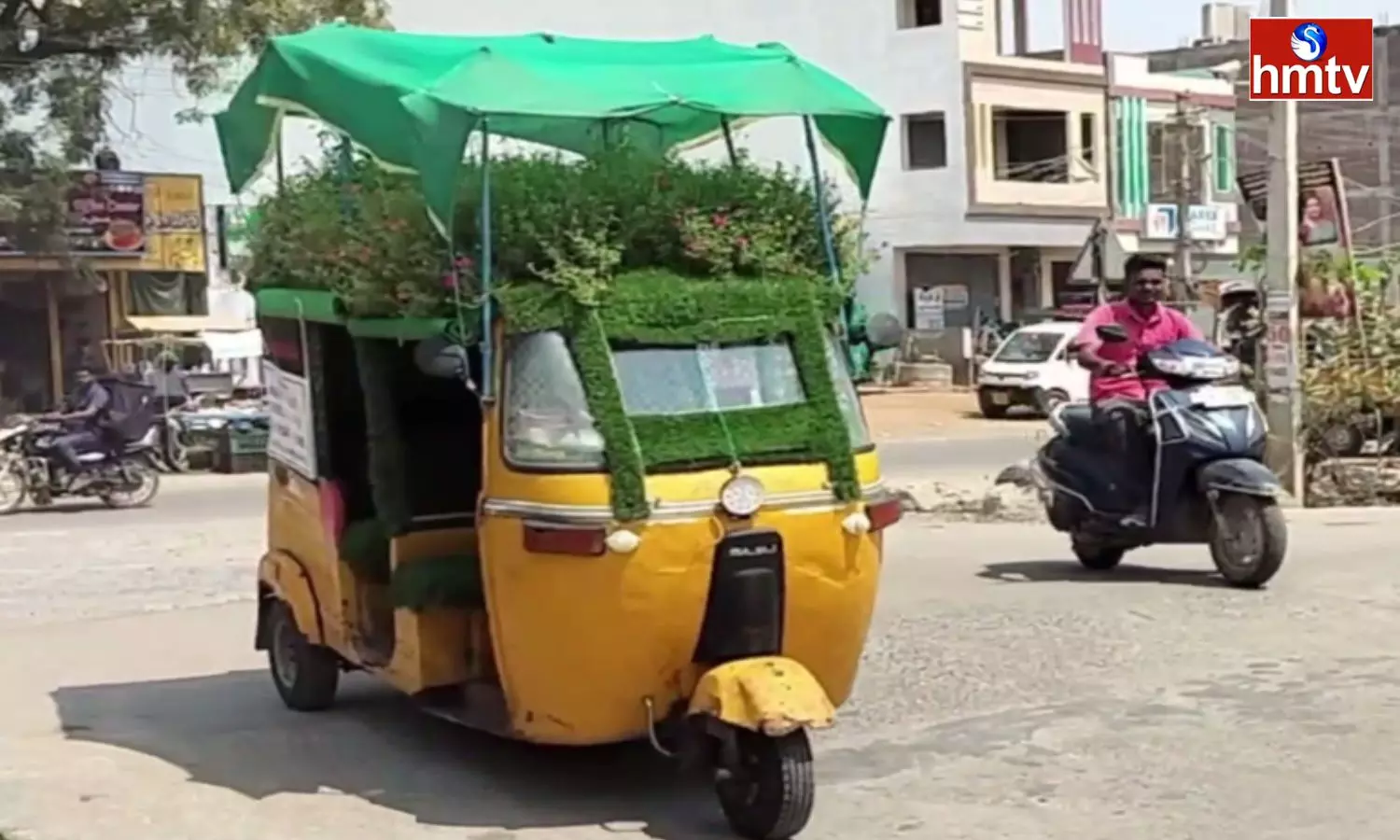 Auto Driver In Mahabubabad Is An Innovative Idea