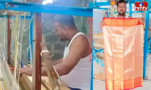 Sircilla handloom artist weaves color changing Gold Saree for Bhadrachalam Goddess Sithamma