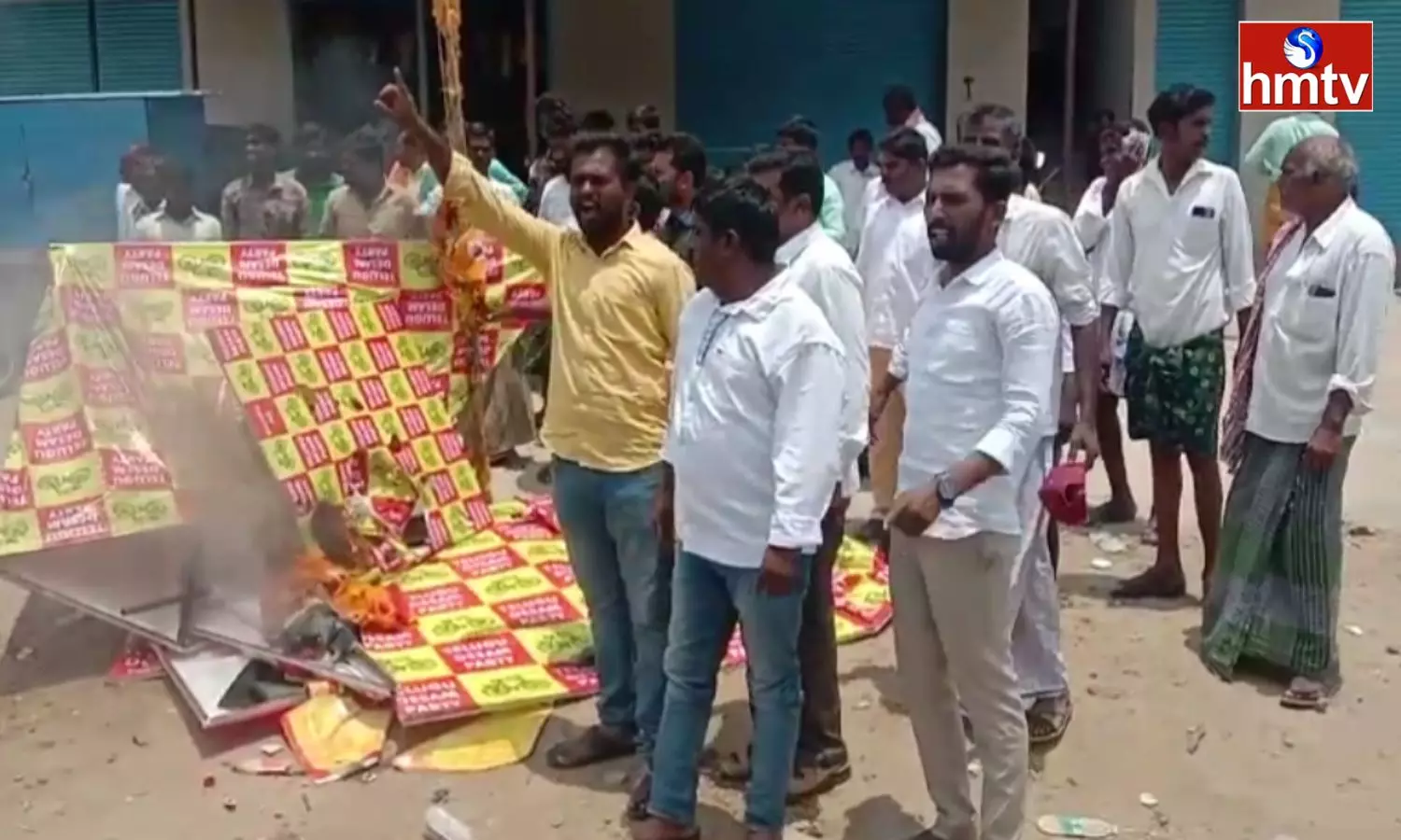 TDP agitation in Madakasira of Satya Sai district