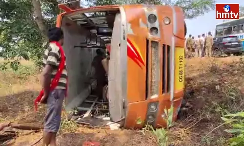 Army bus overturns, 10 injured in Chhattisgarh