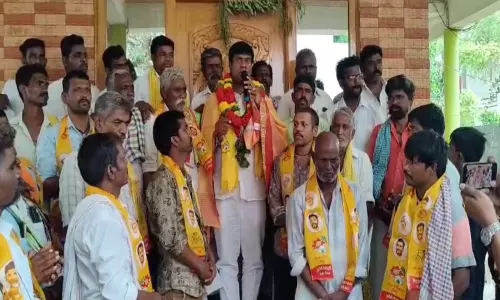 Jayanageswara Reddy Campaigned In Military Colony