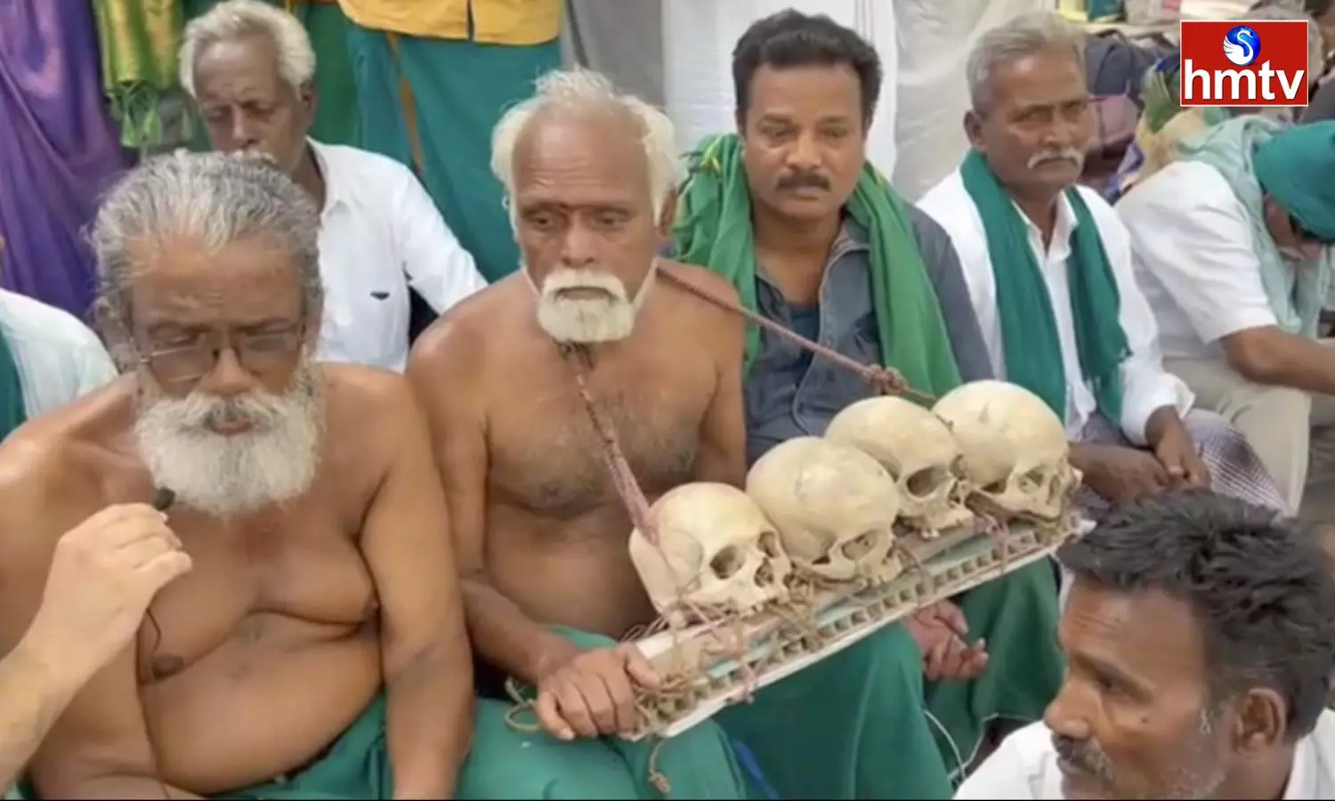 Tamil Nadu Farmers Dharna in Delhi