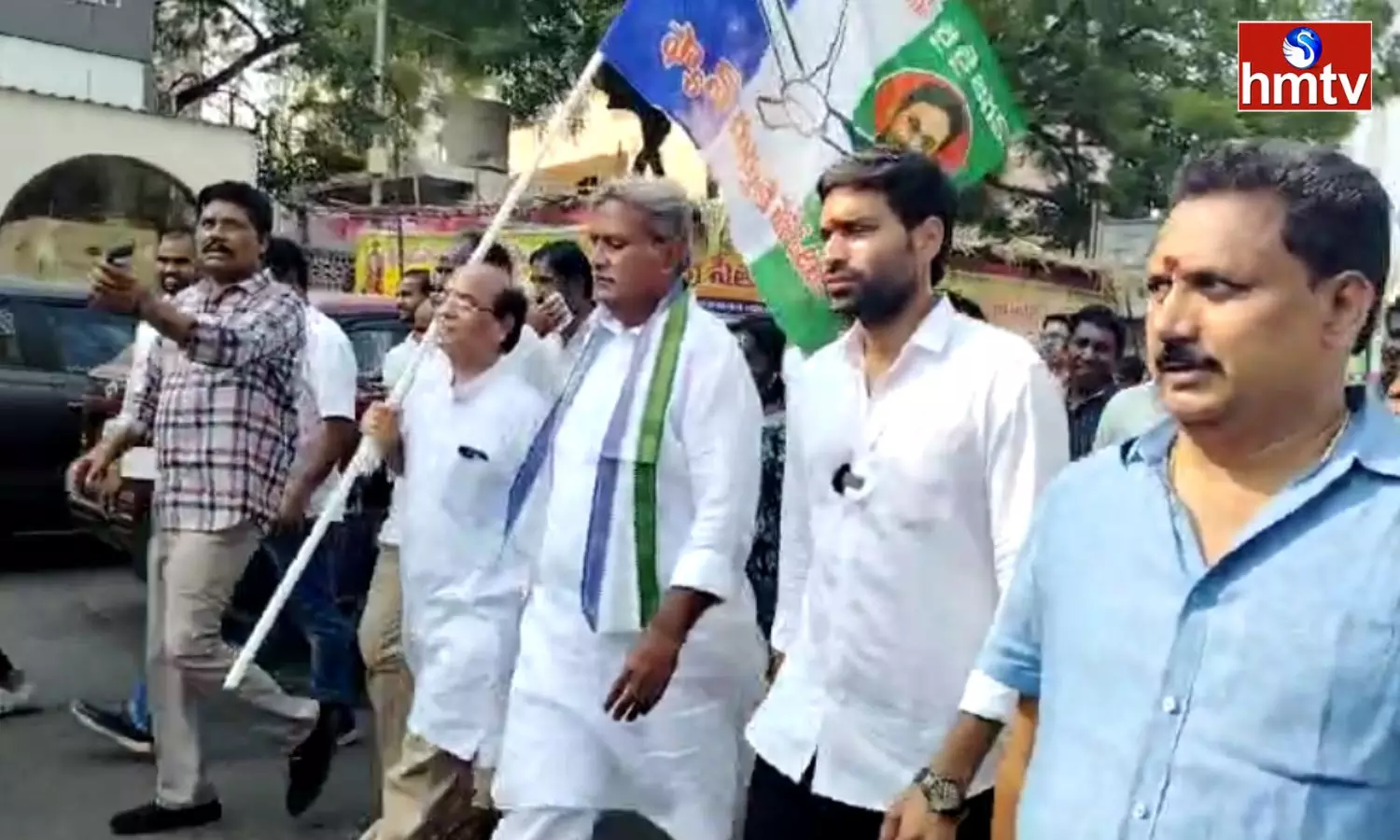 MP Kesineni Nani Election Campaign In Vijayawada