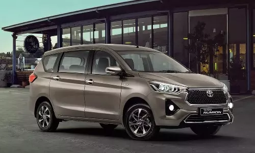 Toyota Rumion CNG Bookings Reopens From 5th May Check Price And Features