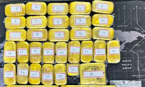 In Telugu States Rs40 Crore Worth Of Gold Seized In Telugu States Rs40 Crore Worth Of Gold Seized