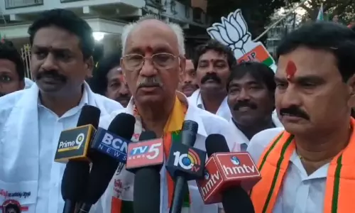 Pulaparthi Ramanjaneyulu Comments On Jagan