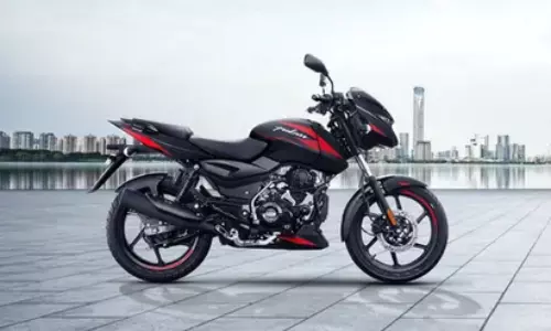 Bajaj Pulsar 125 cc Bike has Arrived Super features and Attractive Colors Bajaj Pulsar 125 cc Bike has Arrived Super features and Attractive Colors
