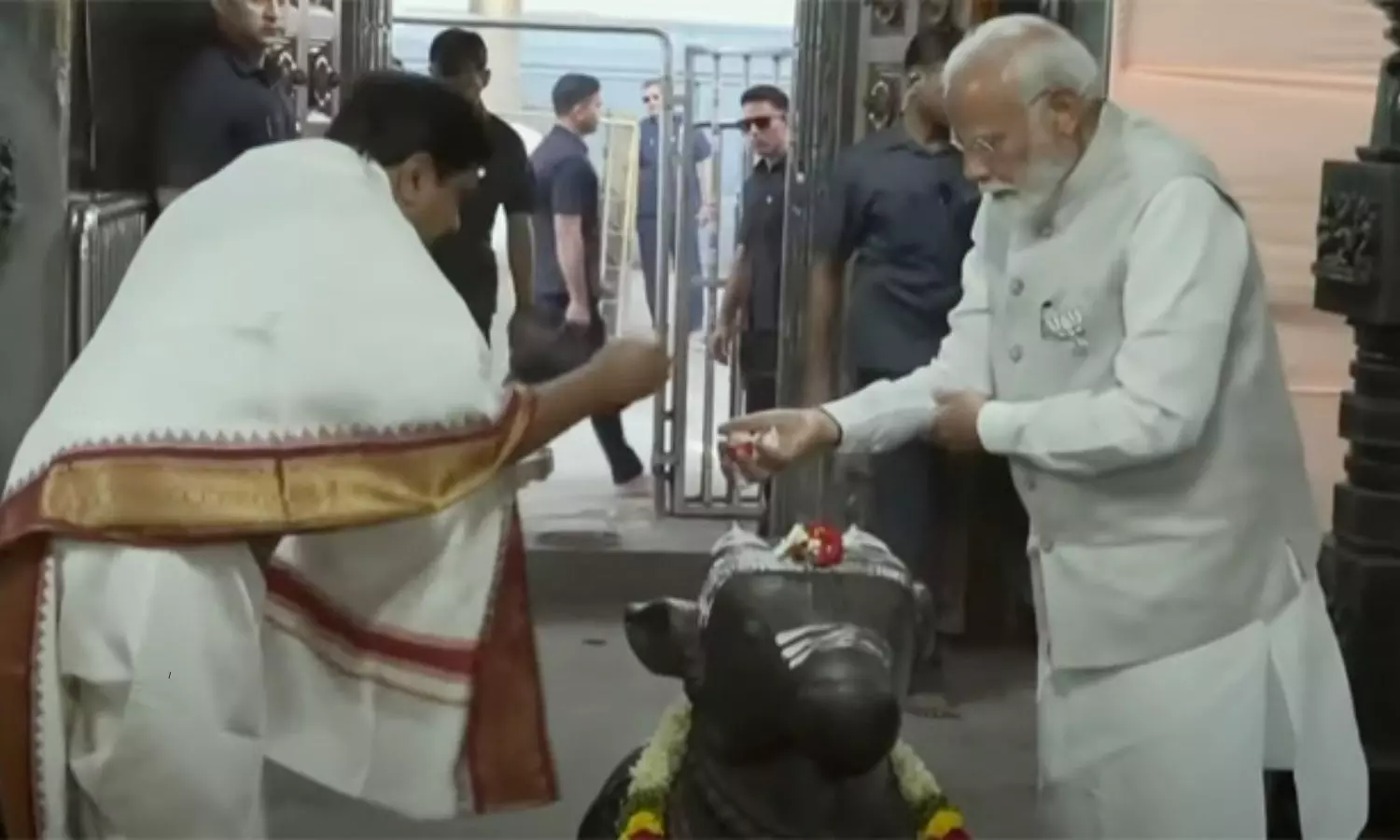 PM Modi Visits Vemulawada Rajanna Temple PM Modi Visits Vemulawada Rajanna Temple