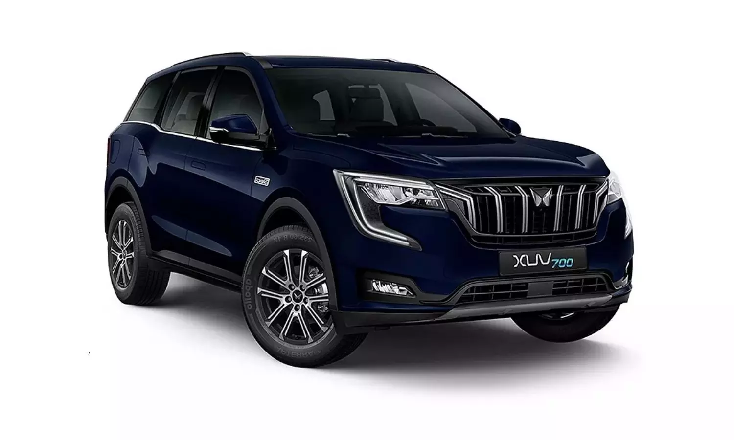 Mahindra xuv700 mx 7 seater launched in India at rs 15 lakh