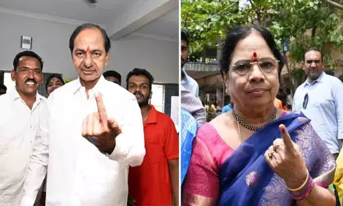 KCR Cast His Vote At Chintamadaka In Siddipet