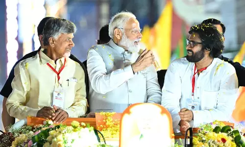 Pawan Kalyan Attended Modi Nomination Pawan Kalyan Attended Modi Nomination