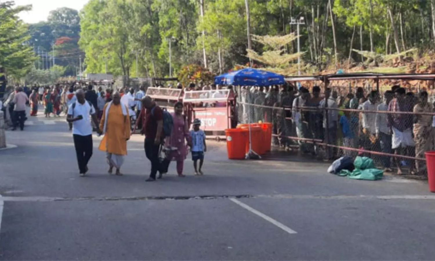 Huge Devotees Rush At Tirumala