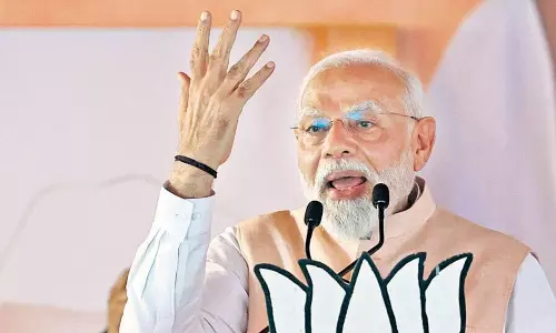 Congress And Samajwadi Party Are Daydreaming Says Narendra Modi Congress And Samajwadi Party Are Daydreaming Says Narendra Modi