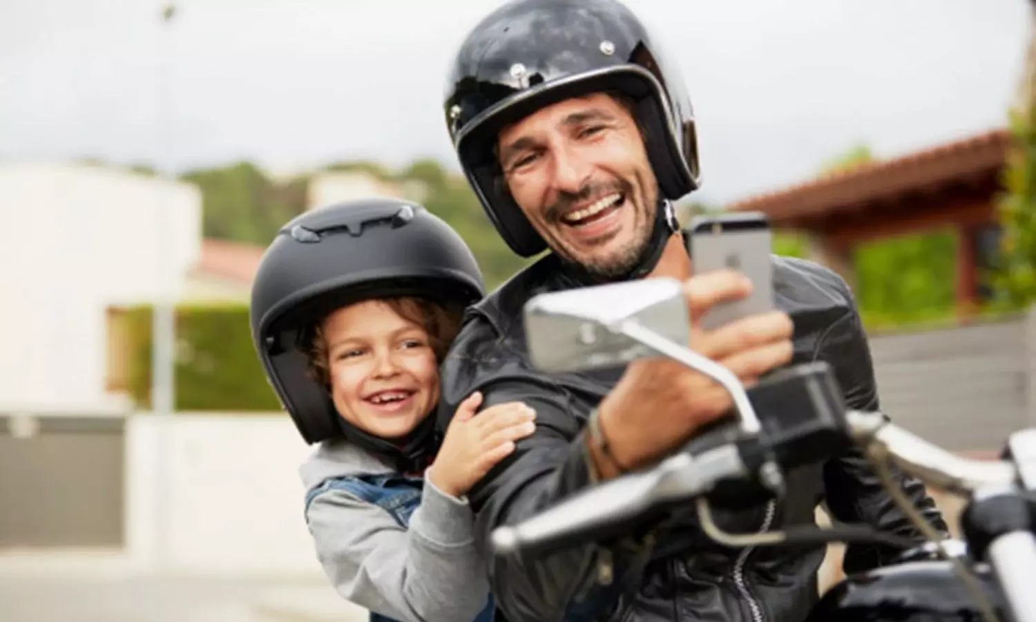 Helmets Are A Must For Bike Riders Check These Things Before Buying