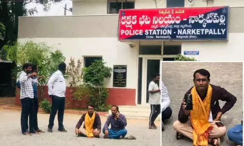 MLC Election: పట్టభద్రుల ఎమ్మెల్సీ ఎన్నికల్లో స్వతంత్ర అభ్యర్థిపై దాడి