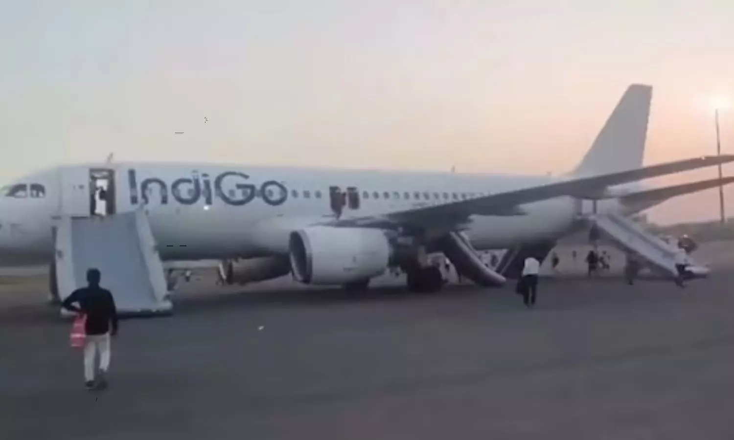 Delhi-Varanasi IndiGo flight receives bomb threat