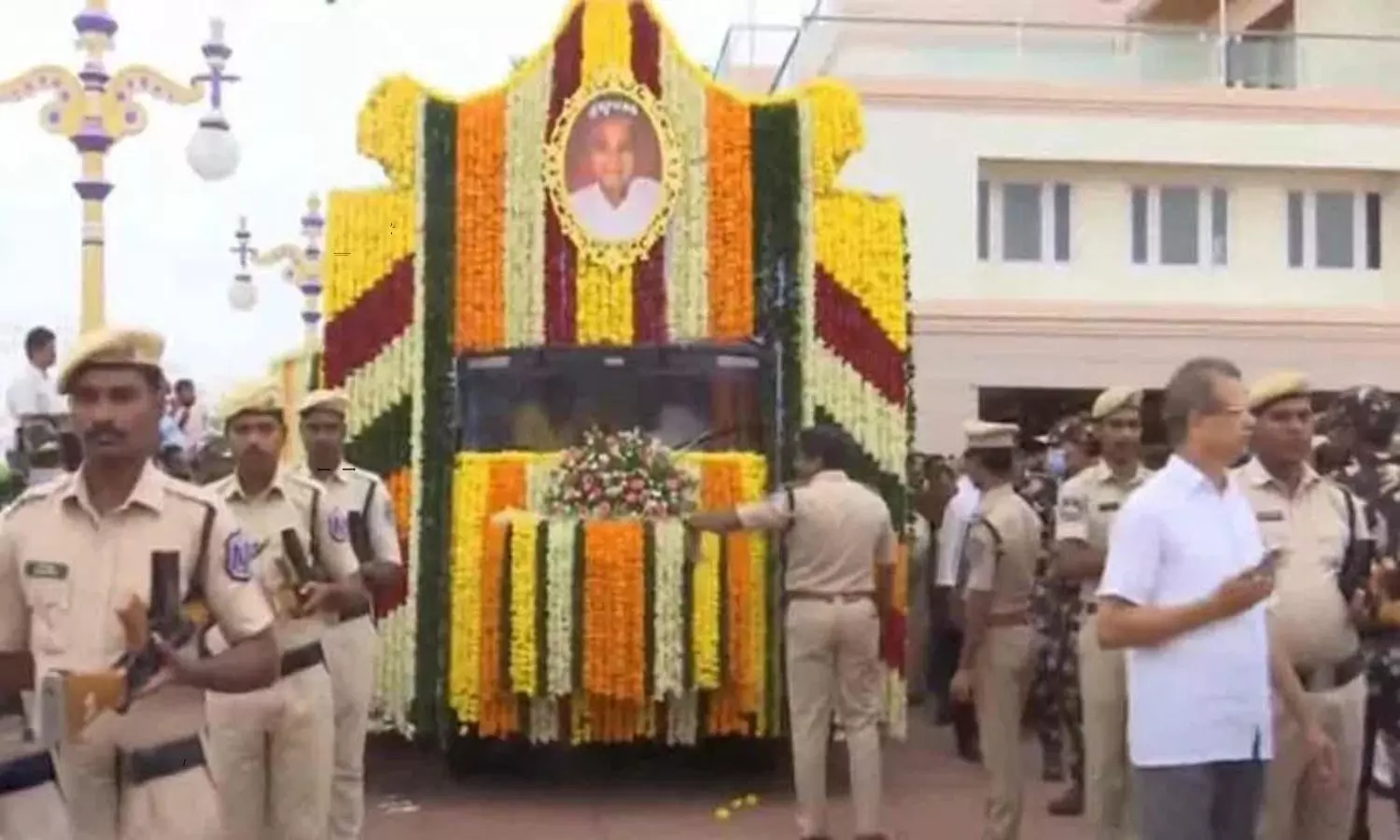 Ramoji Rao Funeral In Smruthi Vanam In Ramoji Film City