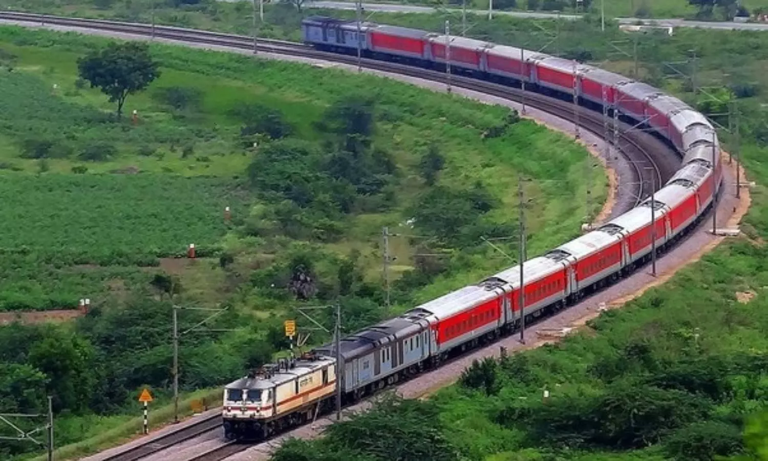 Vande Bharat Sleeper Trains May Replace With Shatabdi and Rajdhani Express