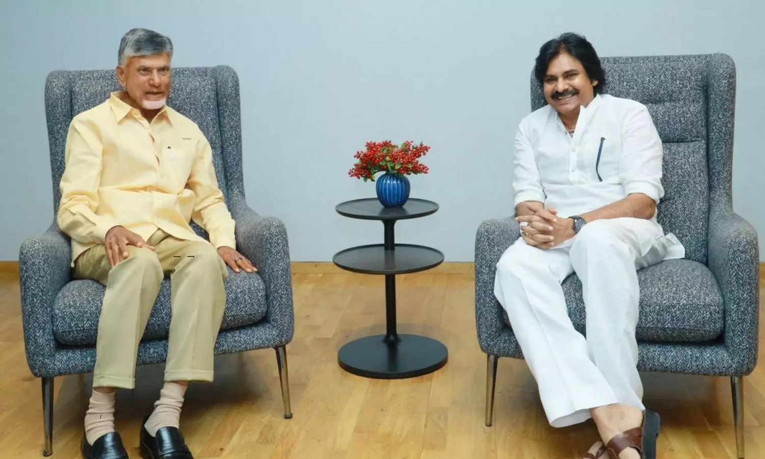 Chandrababu to Discusses on Cabinet, Pawan to get Plum Post