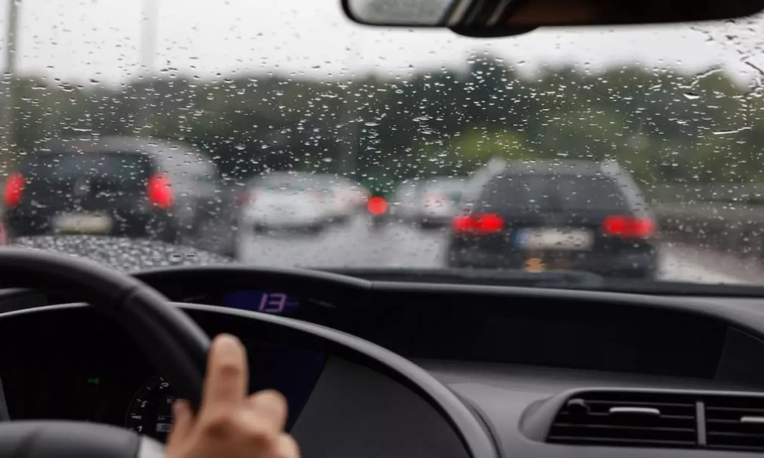 Should Follow These Driving Tips in Rainy Season