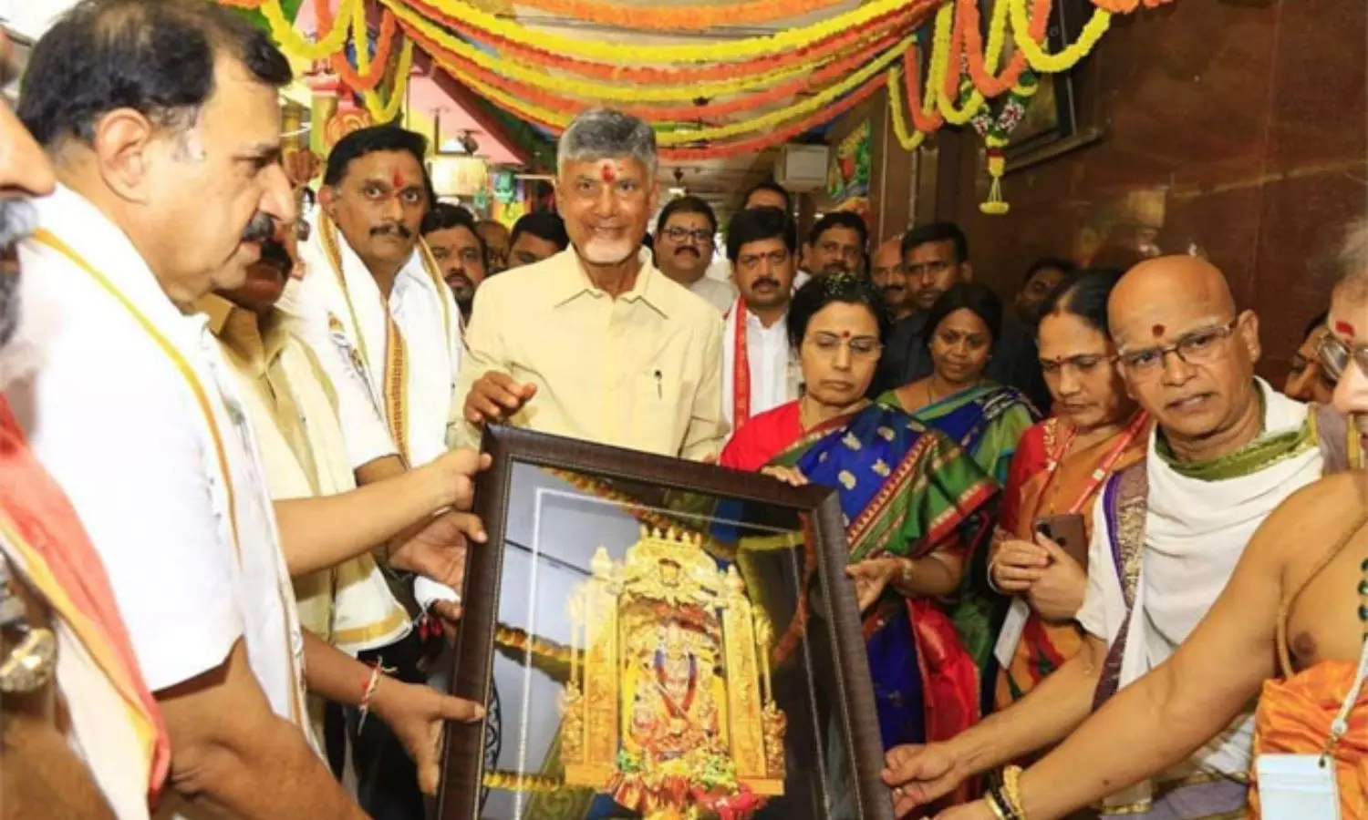 Chandrababu Visited Kanaka Durgamma Temple Vijayawada