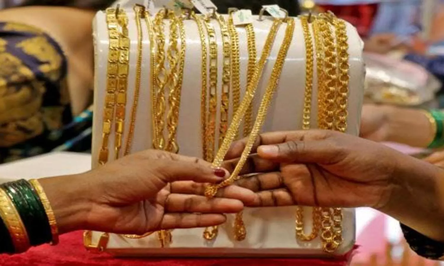 Why is Gold Price Low in Kerala