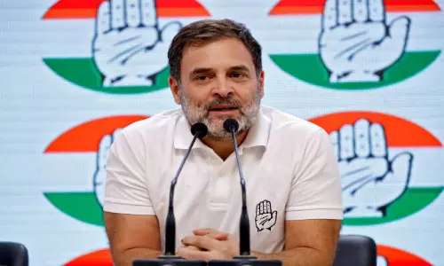 Modi is struggling to survive the coalition government Says Rahul Gandhi Modi is struggling to survive the coalition government Says Rahul Gandhi