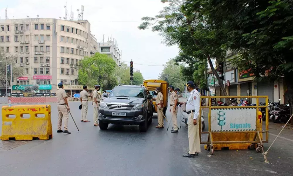 Bomb threats: 50కిపైగా ఆసుపత్రులకు బాంబు బెదిరింపులు..!