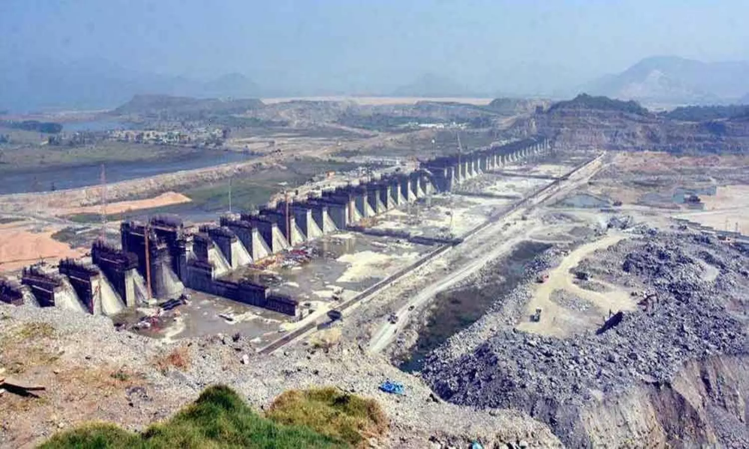 Polavaram the pinnacle of political negligence