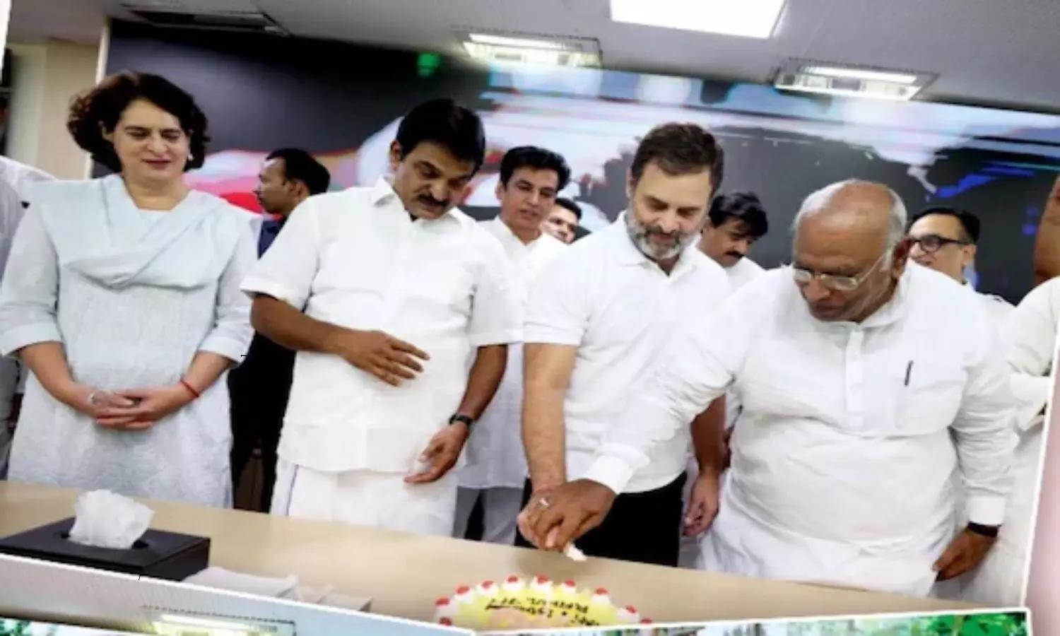 Rahul Gandhi Birthday Celebrations In AICC Central Office