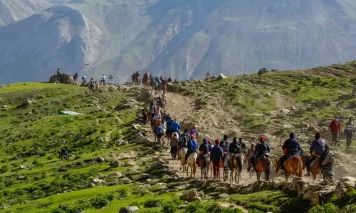 Amarnath Yatra Begins Pilgrims Leave for Holy Cave Amarnath Yatra Begins Pilgrims Leave for Holy Cave