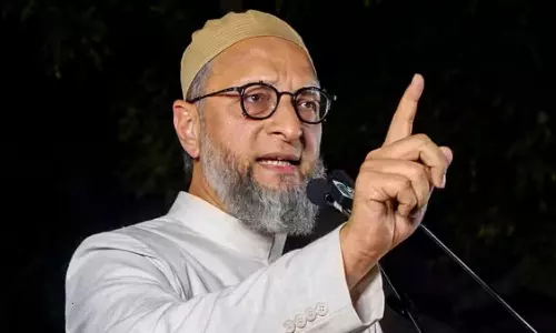 The police have registered a case against the attack on MP Asaduddin Owaisi house The police have registered a case against the attack on MP Asaduddin Owaisi house