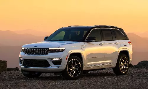 2022 jeep grand cherokee discount rs 12 lakhs check price and features