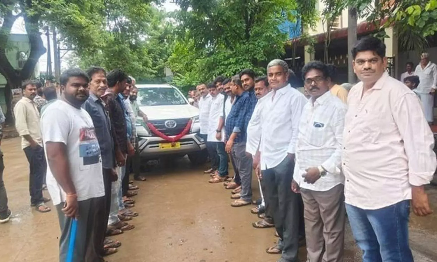 Janasena Followers Car Gifted to Polavaram MLA Chirri Balaraju