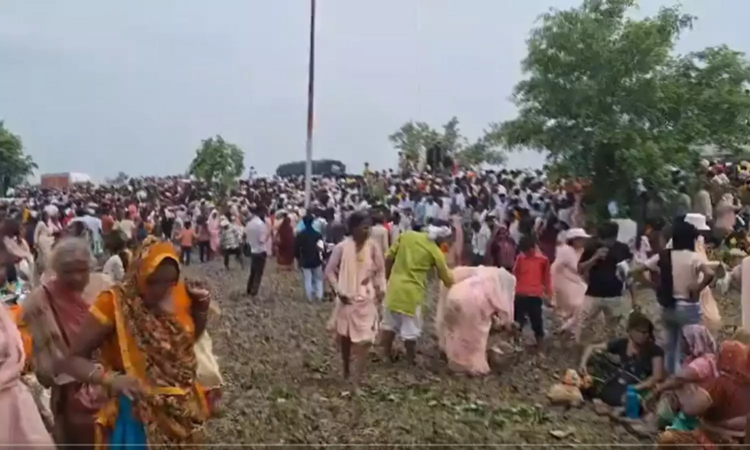 Uttar Pradesh : హత్రాస్ ఘటనలో 116కు చేరిన  మృతుల సంఖ్య..విచార‌ణ‌కు సీఎం యోగి ఆదేశం