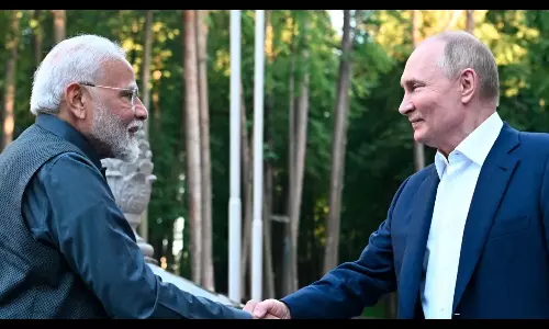 Vladimir Putin: రష్యా సైన్యంలో భారతీయులు..విడుదల చేసేందుకు పుతిన్ నిర్ణయం Vladimir Putin: రష్యా సైన్యంలో భారతీయులు..విడుదల చేసేందుకు పుతిన్ నిర్ణయం