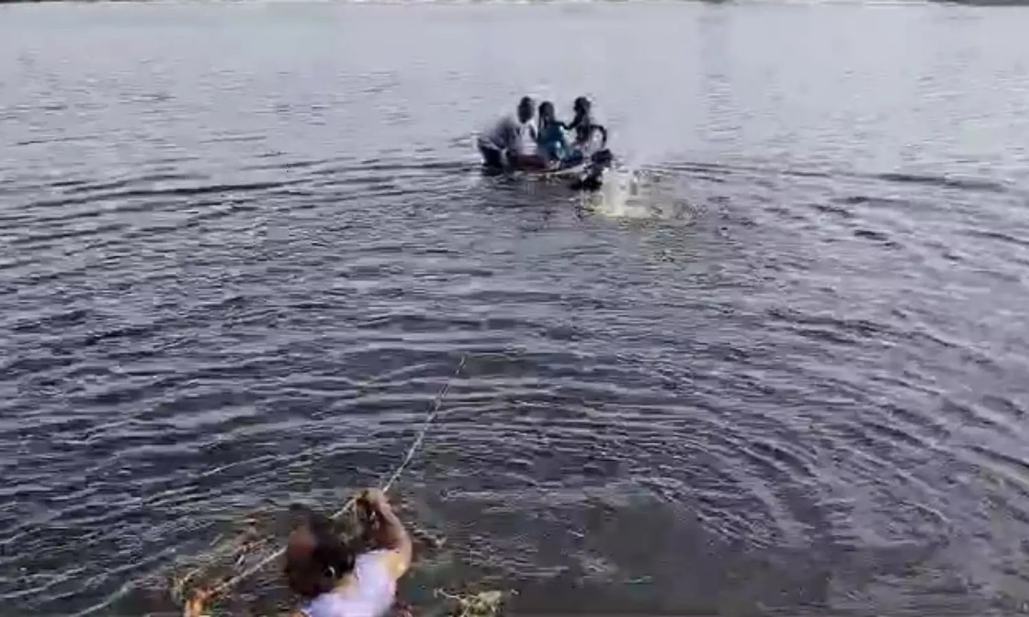 New Twist in the Incident Where the Car Crashed Into the Pond