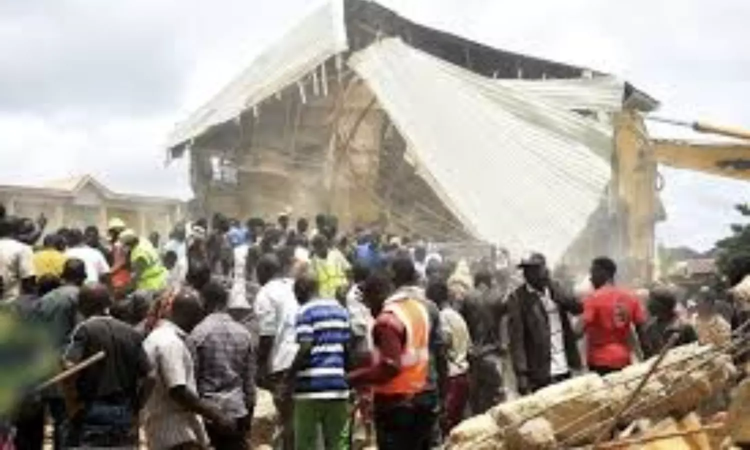 A school building collapsed in Nigeria..22 students died