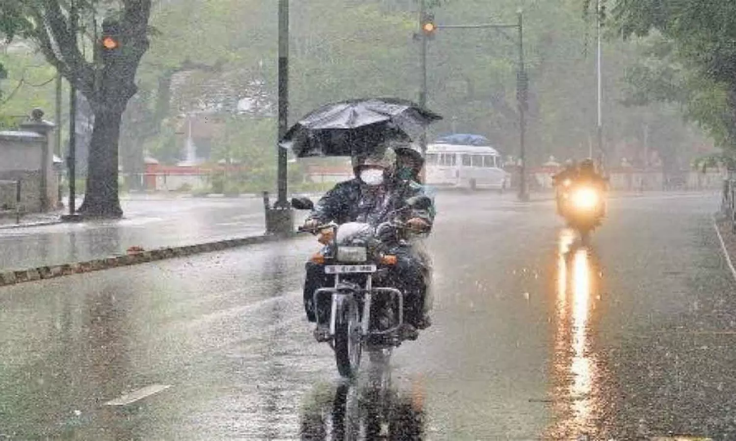 AP Telangana Weather Updates IMD Alert for Telugu States..Heavy rains for three days