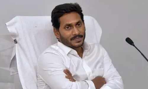 Big shock for YCP in Visakhapatnam Big shock for YCP in Visakhapatnam