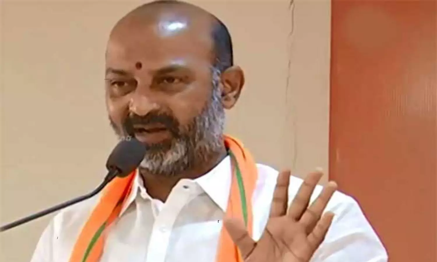 Bandi Sanjay Slams BRS and Congress Leaders