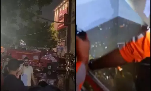 Flood water entered the basement of UPSC coaching center..Three civil candidates died Flood water entered the basement of UPSC coaching center..Three civil candidates died