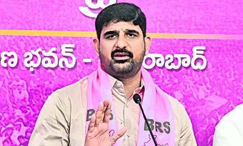 BRS MLA Kaushik Reddy Aggressive Comments on CM Revanth Reddy BRS MLA Kaushik Reddy Aggressive Comments on CM Revanth Reddy