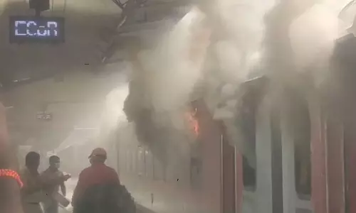 Fire Accident in tirumala express at vizag railway Station