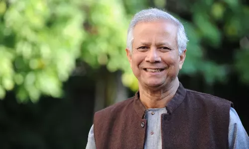 Bangladesh political crisis Nobel laureate Mohammed Yunus in prime ministerial race