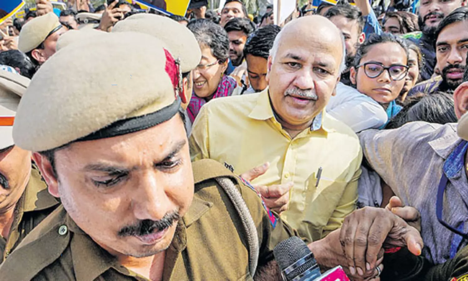 Supreme Court Grants Bail to Manish Sisodia