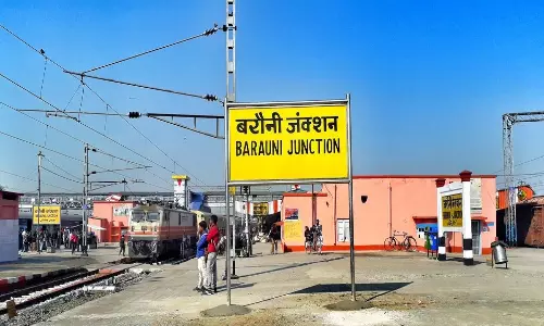 Indian Railways Indias Unique Railway Station Barauni Junction Platform 2 km Apart From Number 1 and 2 Check full Details Here