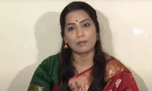 Divvala madhuri Road Accident Divvala madhuri Road Accident