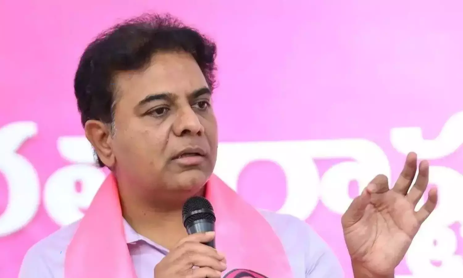 Telangana Women Commission Notices To KTR Over His Comments On Free Bus For Women