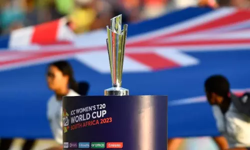 Women T20 World Cup 2024: బంగ్లాదేశ్‎కు బిగ్ షాక్..యూఏఈ వేదికగా మహిళా టీ 20 వరల్డ్ కప్